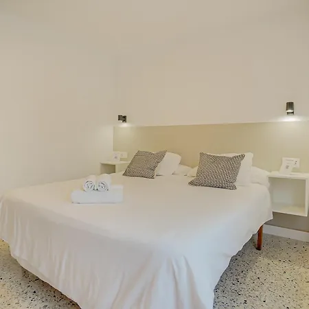 Hostal Apartamento Moli De Mar Lloret De Mar 2*