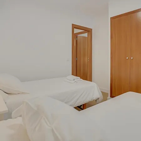 אכסניה Hotel Y Apartamento Moli De Mar - Check-In 24 Horas *