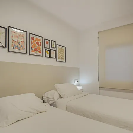 Hostal Apartamento Moli De Mar Lloret De Mar 2*